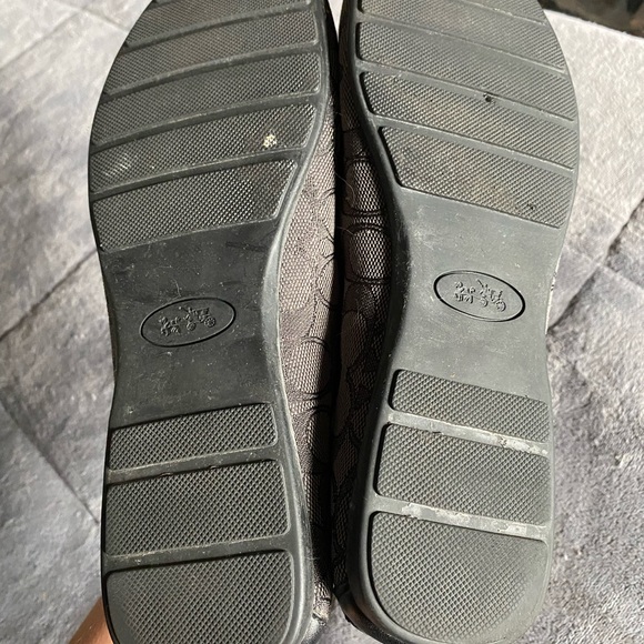 Shoes - Picture 4 of 5